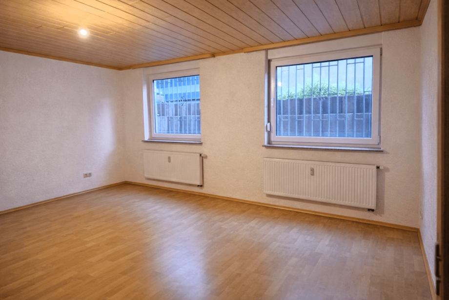 UG- Eltern SZ Zweifamilienhaus Graben-Neudorf