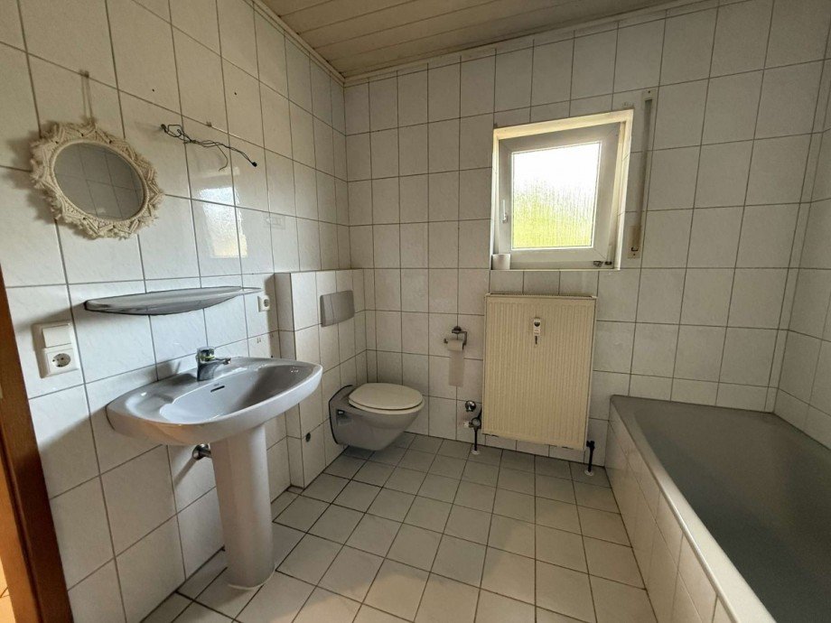 Badezimmer Dachgeschosswohnung Bruchsal-Obergrombach