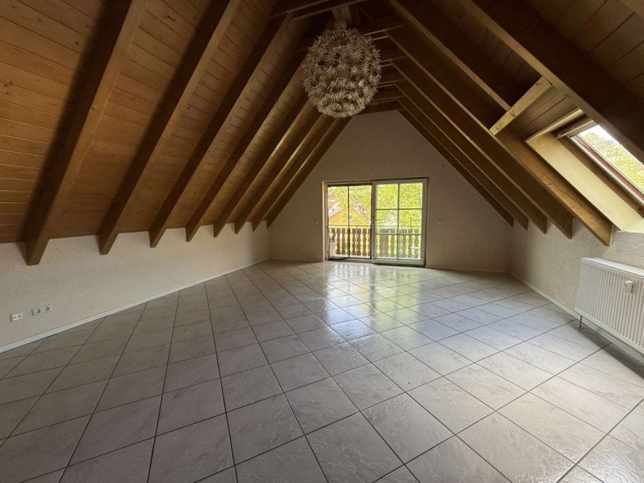 Wohnzimmer Dachgeschosswohnung Bruchsal-Obergrombach