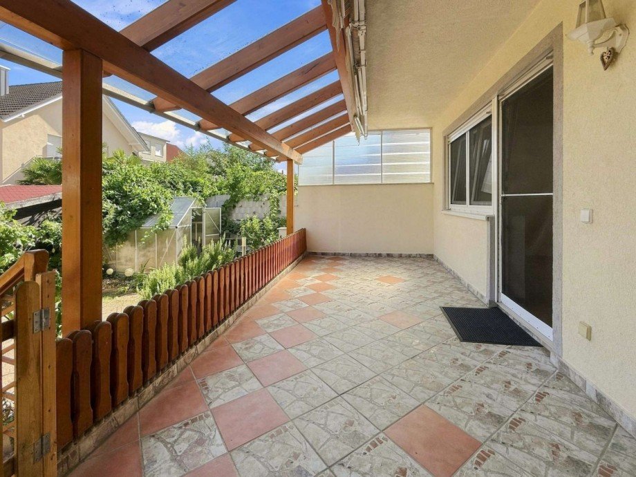 Terasse EG Maisonettewohnung Graben-Neudorf