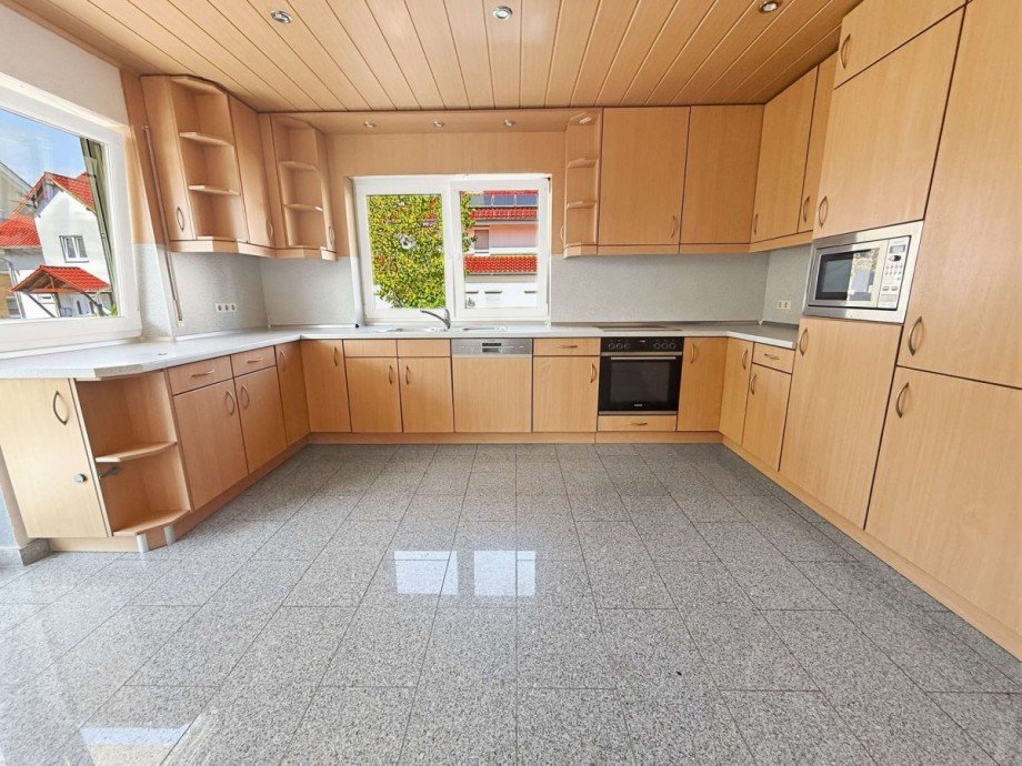K�che Zweifamilienhaus Graben-Neudorf