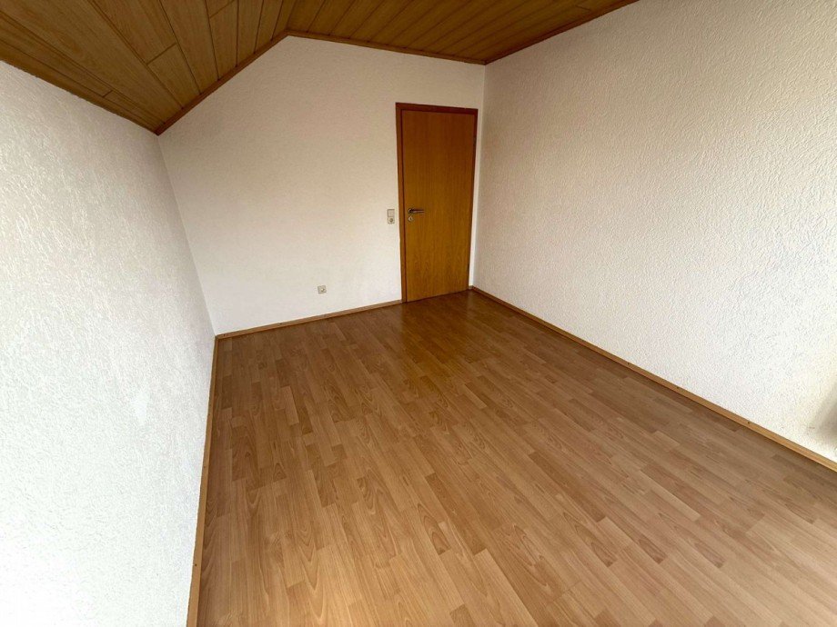 Kinderzimmer Dachgeschosswohnung Graben-Neudorf