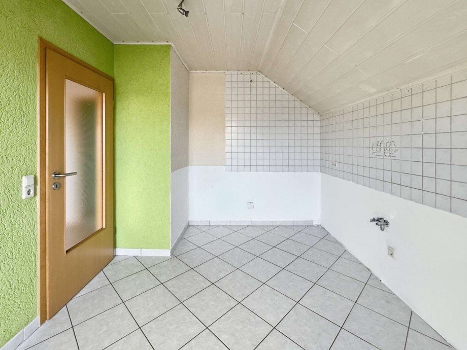 K�che DG Zweifamilienhaus Graben-Neudorf