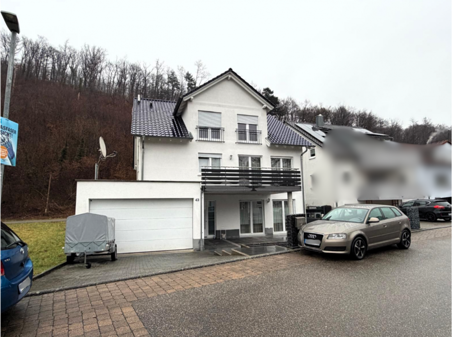 Au�enansicht Zweifamilienhaus K�mpfelbach